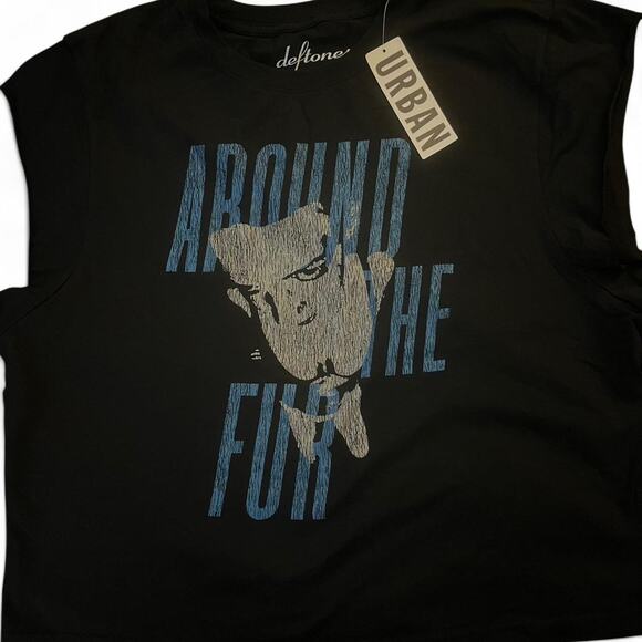 Brand New Urban Outfitters Deftones Around The Fur Muscle Shirt Cropped Size Med - Picture 1 of 2